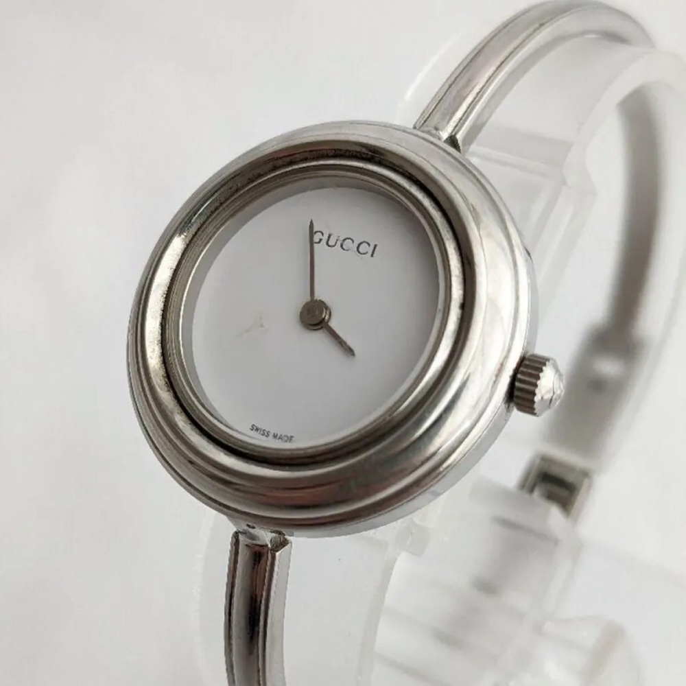 GUCCI Silver Italian Luxury Bracelet Watch with Bezels for changing - Picture 5 of 11